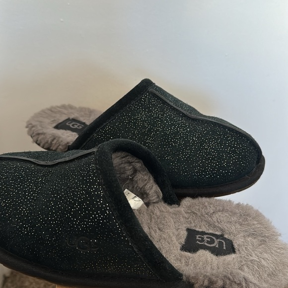 Women's Scuffette Shearling Mule Slippers

Ugg w/pearle Milky Way - Picture 3 of 5